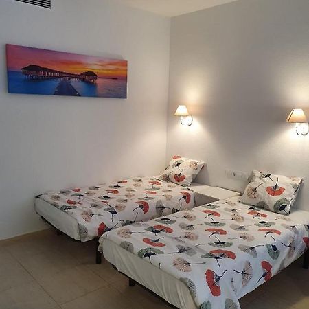 Apartment Pyr Fuengirola Buitenkant foto