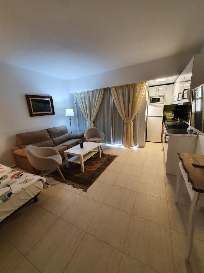 Apartment Pyr Fuengirola Buitenkant foto