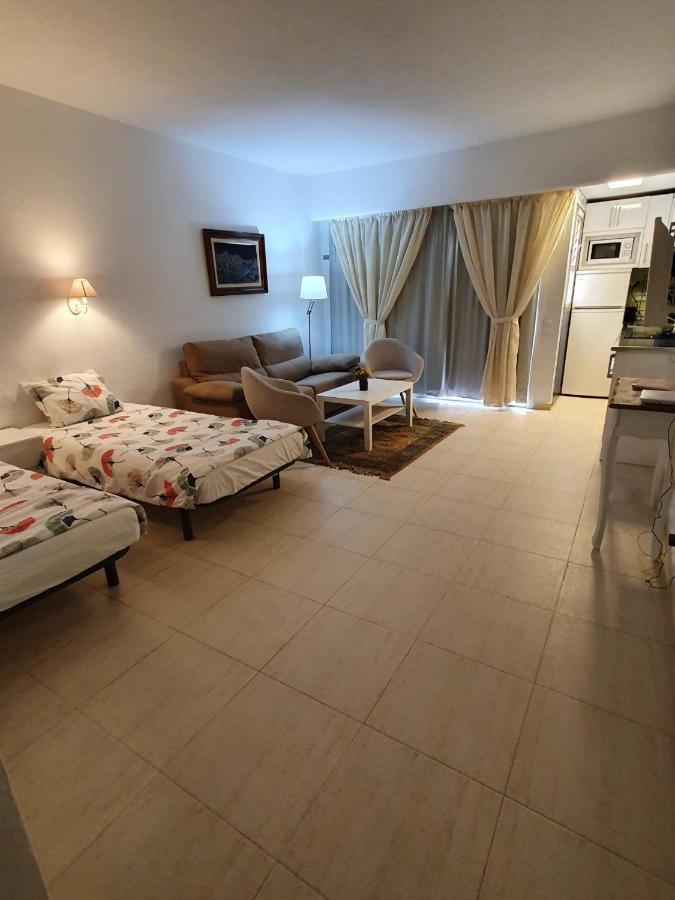 Apartment Pyr Fuengirola Buitenkant foto